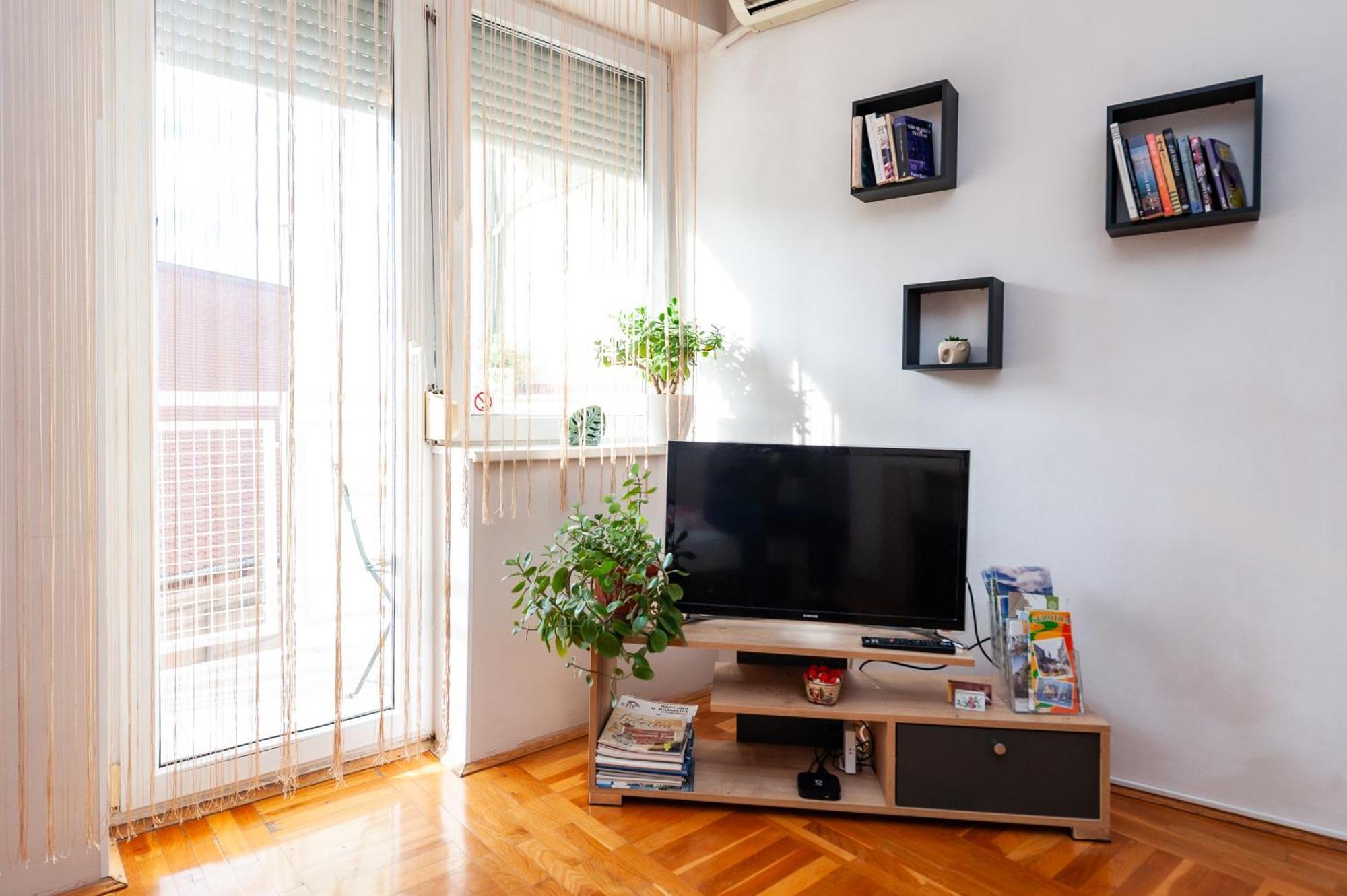 Momo'S Studio Apartment Subotica Exteriör bild